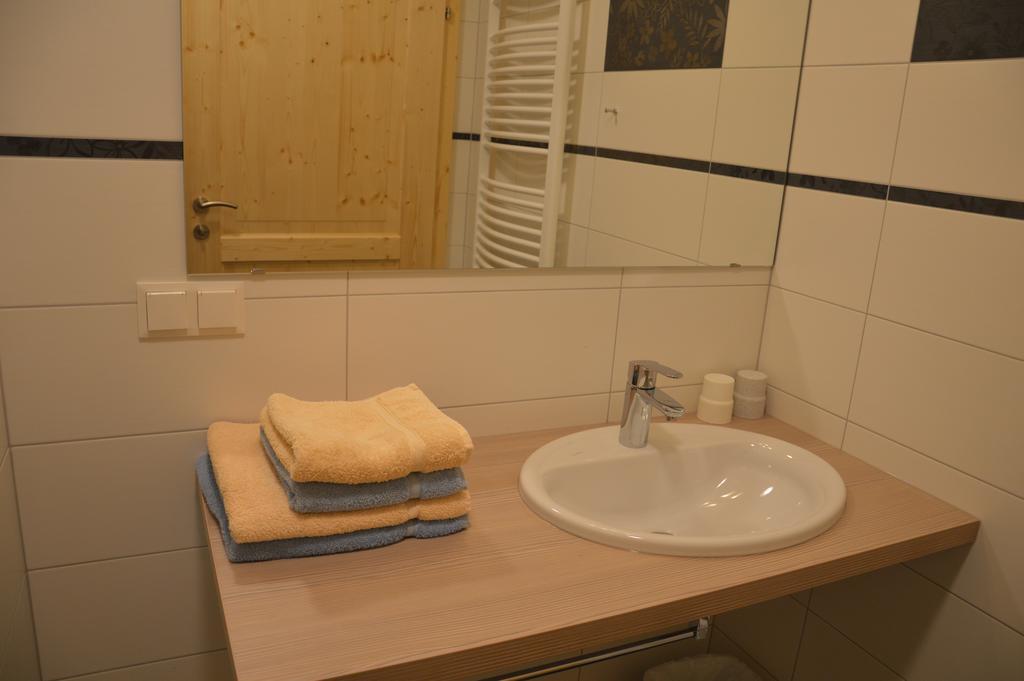 Biobauernhof Wolf-Hof Apartamento Pressbaum Quarto foto