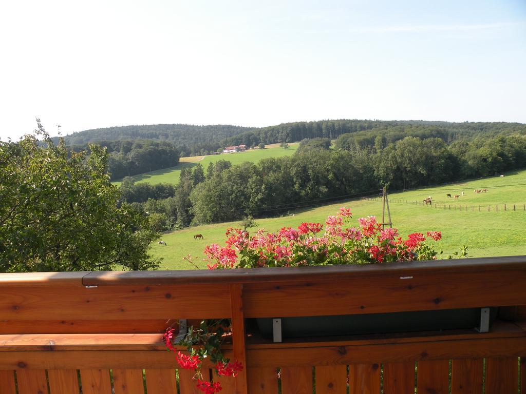 Biobauernhof Wolf-Hof Apartamento Pressbaum Quarto foto